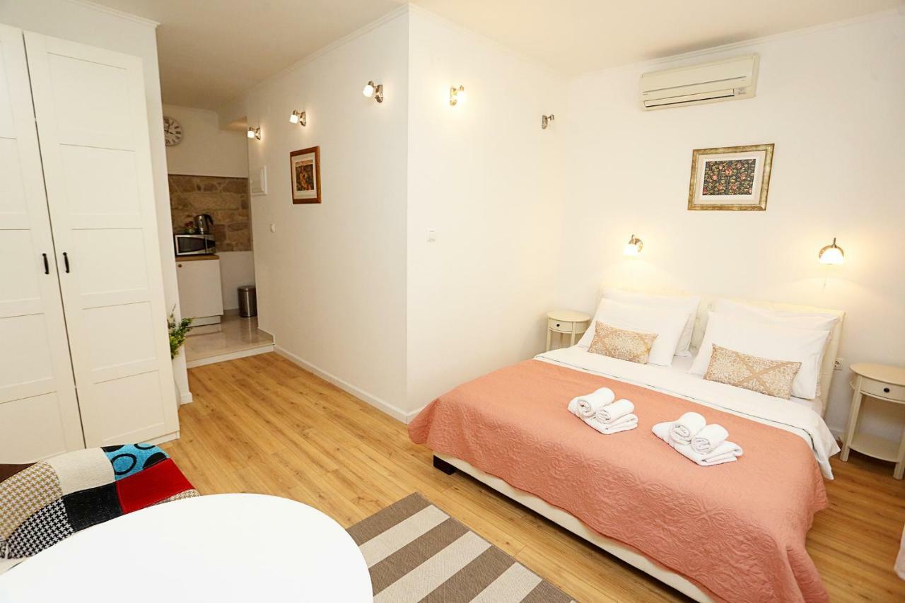 Old Town Apartament *